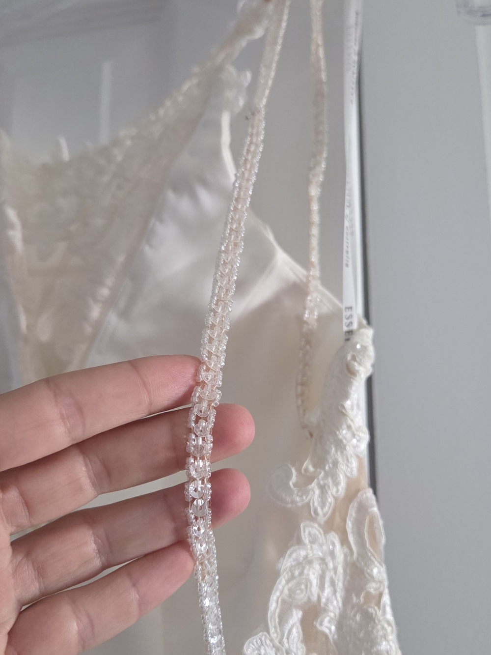 Elegant, Lace Backless Wedding Dress - Picture 5 of 15